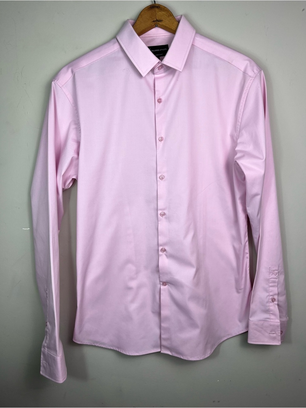 Men’s Tailored Athlete Light Pink Dress Shirt Button Front Long Sleeve Size L
